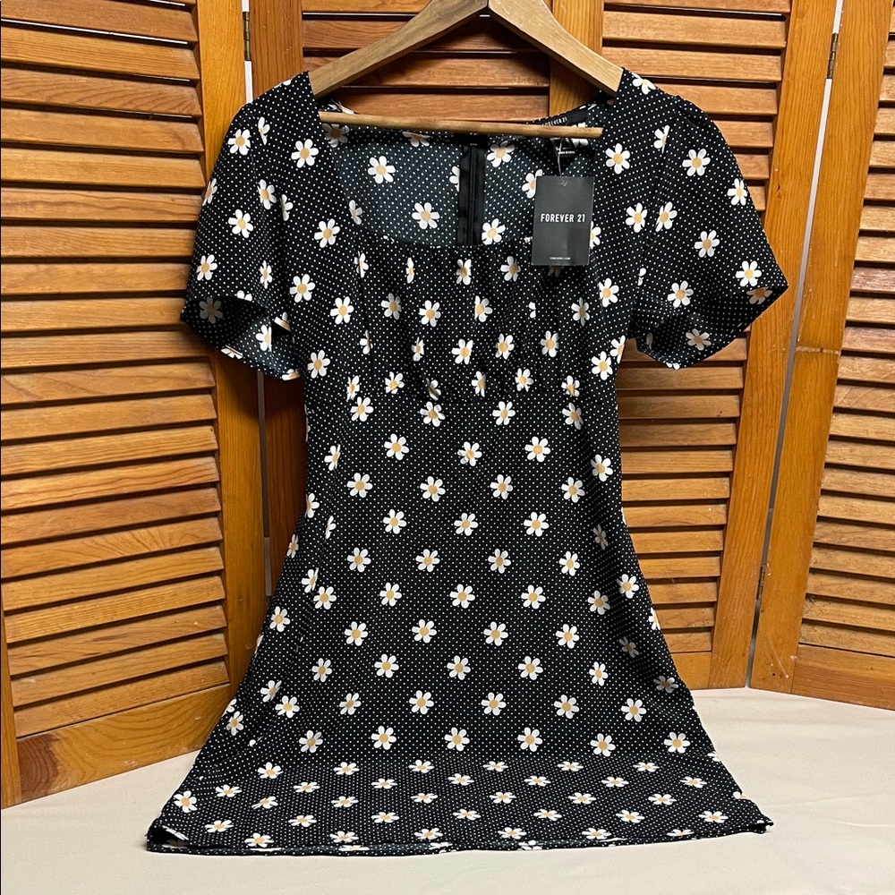 Forever 21 Black Dress with White Daisy Print